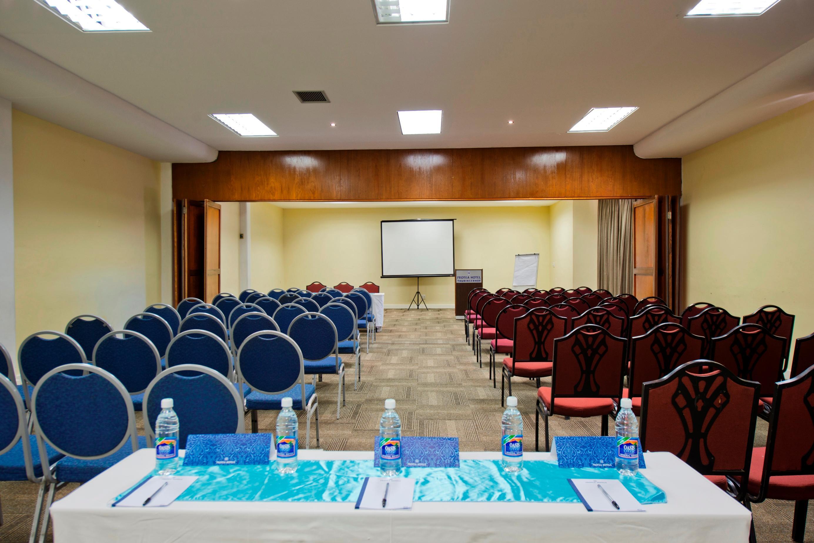 Hotel Thuringerhof Windhoek Bagian luar foto