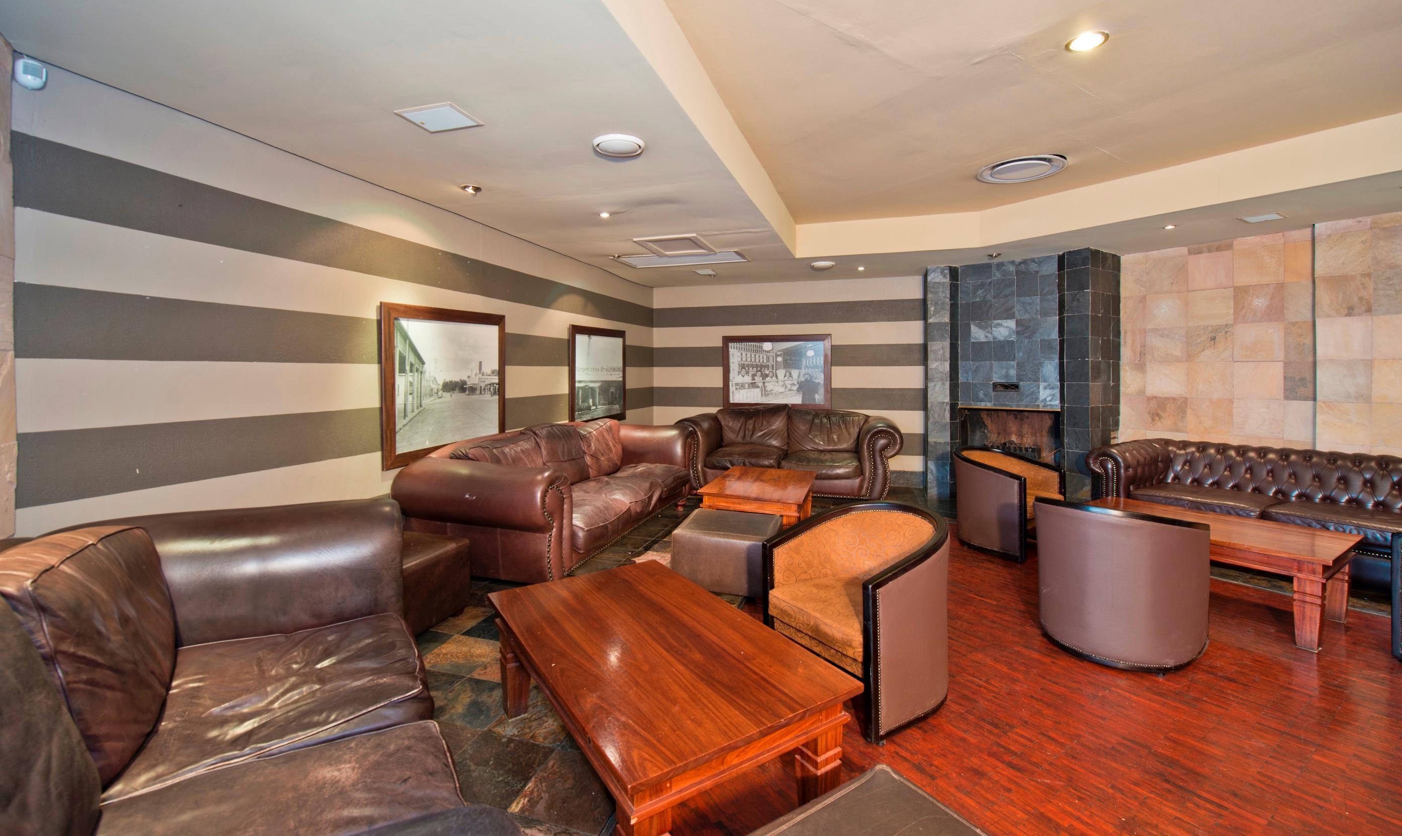 Hotel Thuringerhof Windhoek Bagian luar foto