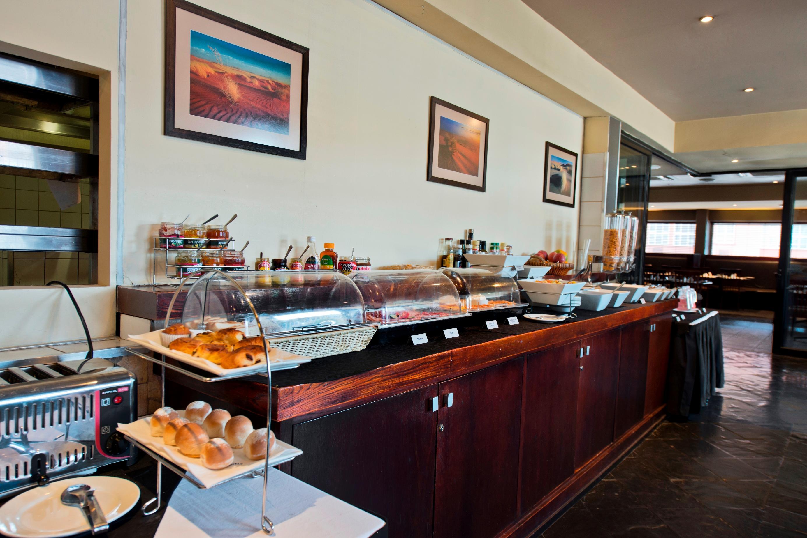 Hotel Thuringerhof Windhoek Bagian luar foto