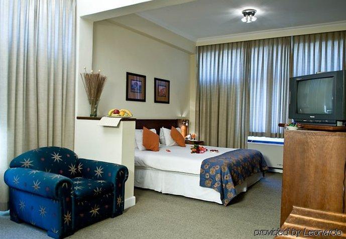 Hotel Thuringerhof Windhoek Bagian luar foto