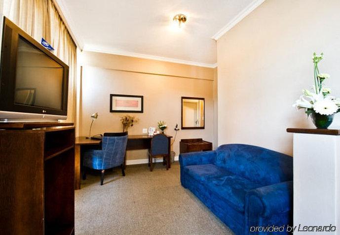 Hotel Thuringerhof Windhoek Bagian luar foto