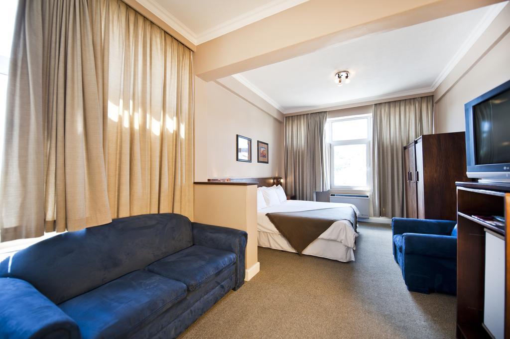 Hotel Thuringerhof Windhoek Bagian luar foto