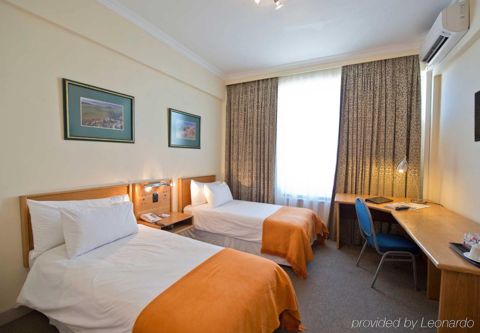 Hotel Thuringerhof Windhoek Bagian luar foto