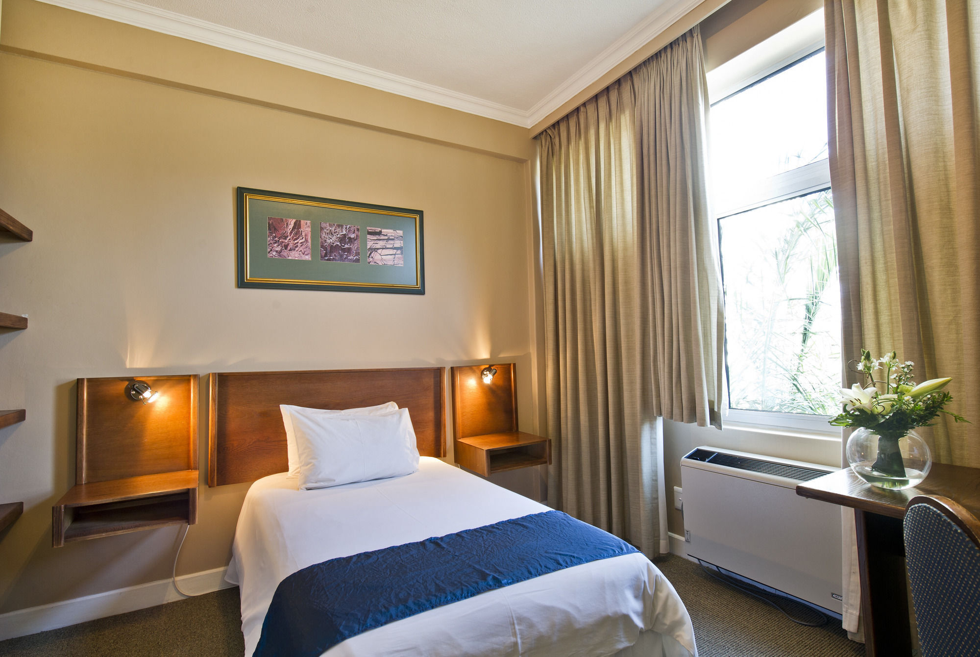 Hotel Thuringerhof Windhoek Bagian luar foto